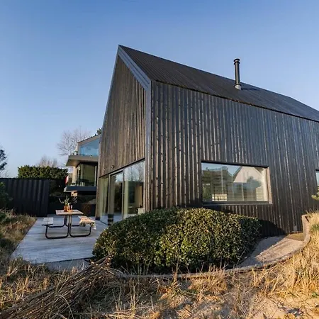 Huswell - Stylish Close To The Holiday home *